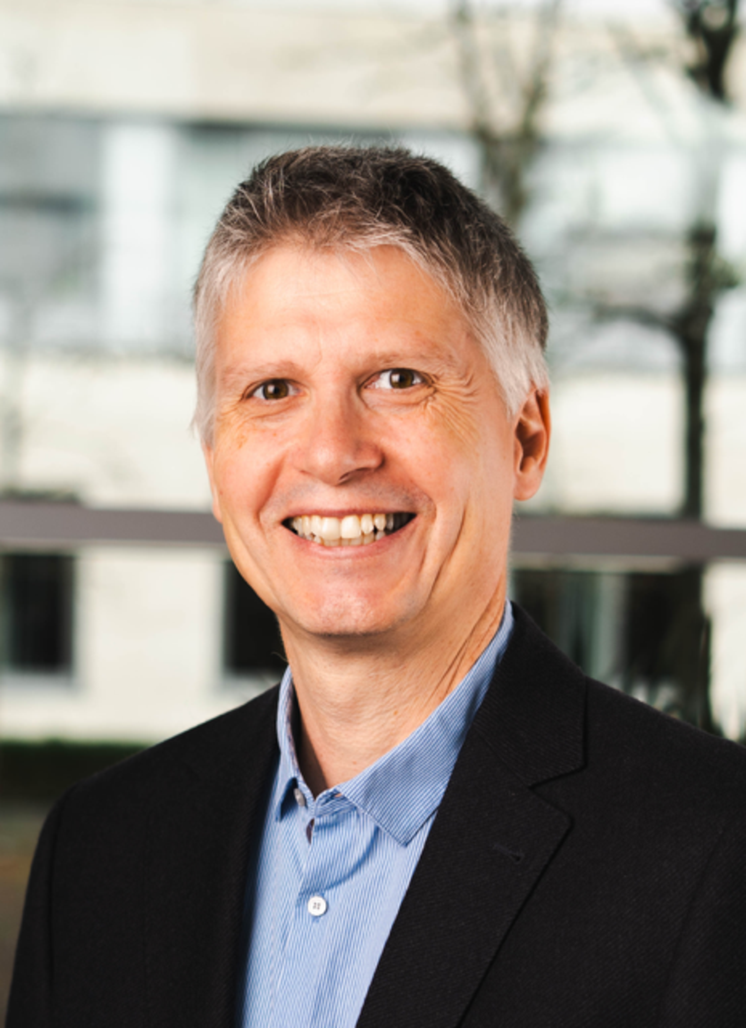Porträt von Prof. Dr. Wolfgang Broll